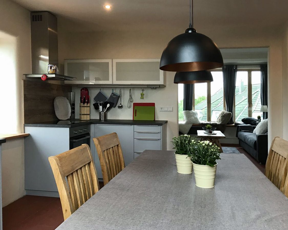 Küche und Essbereich Schmugglerkoje